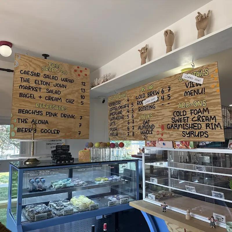 Beachy’s Bake & Brew