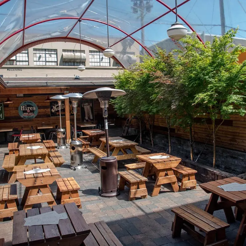 Produce Row Cafe