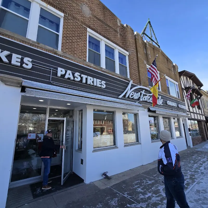 New Paradise Bakery