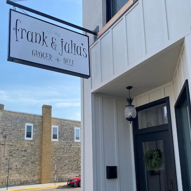 Frank & Julia's