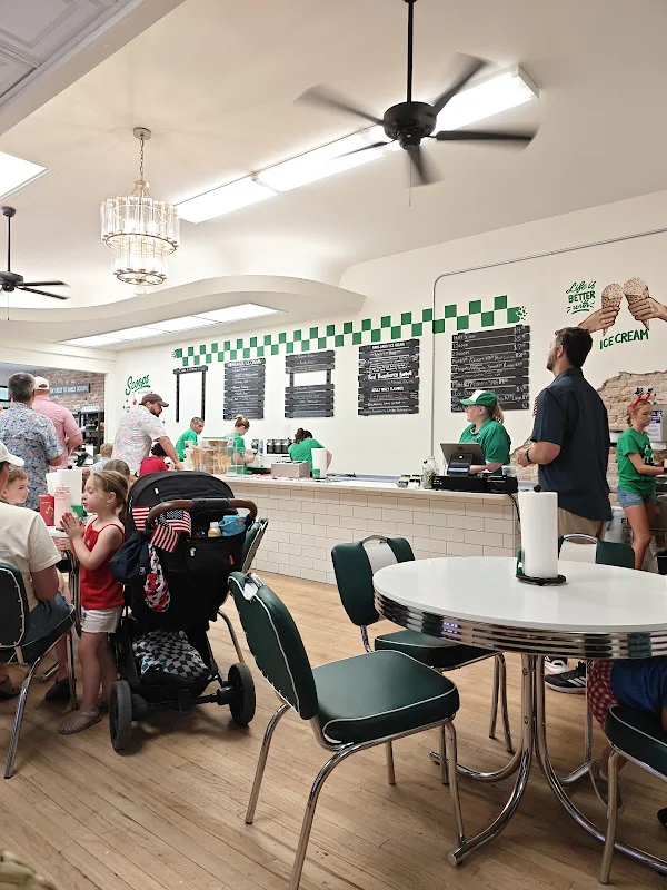 The Green Cow Creamery