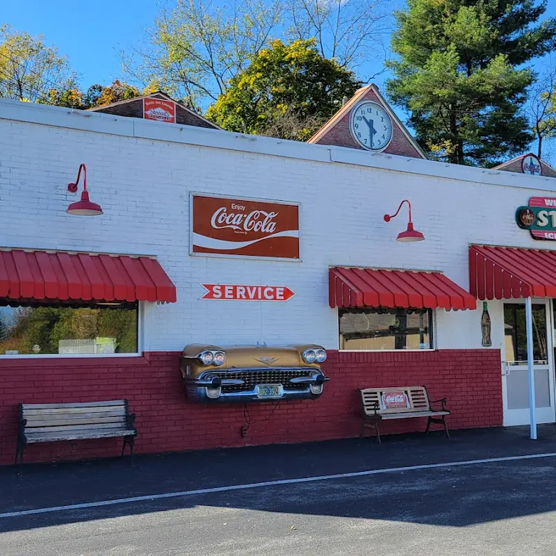 Weaver's Ice Cream & Pizza
