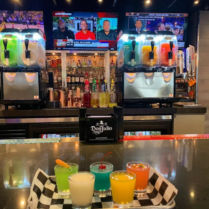 Pour Choices Neighborhood Bar