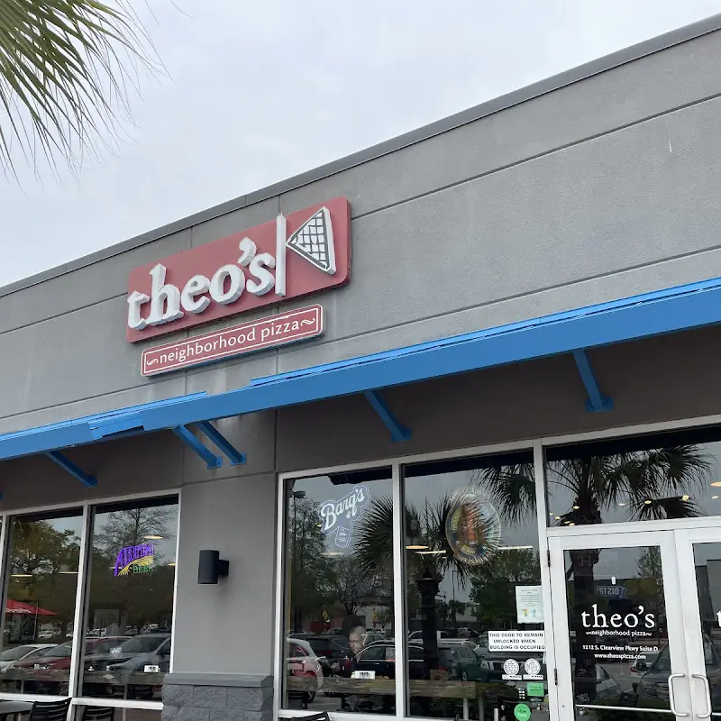 Theo's Neighborhood Pizza, Elmwood