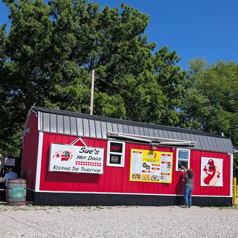 Sue's Hot Dog
