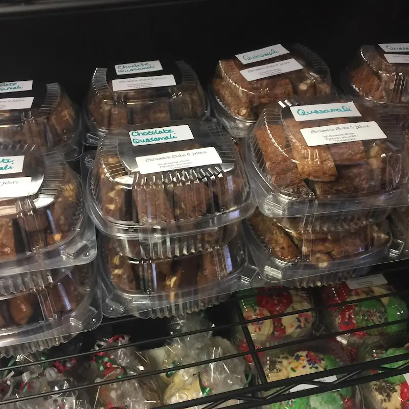 Stracco's Subs And More