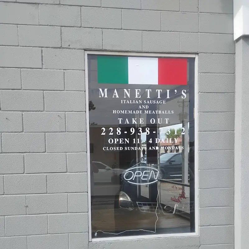 Manetti's Oooey Goooey Cheesy Garlic Bread