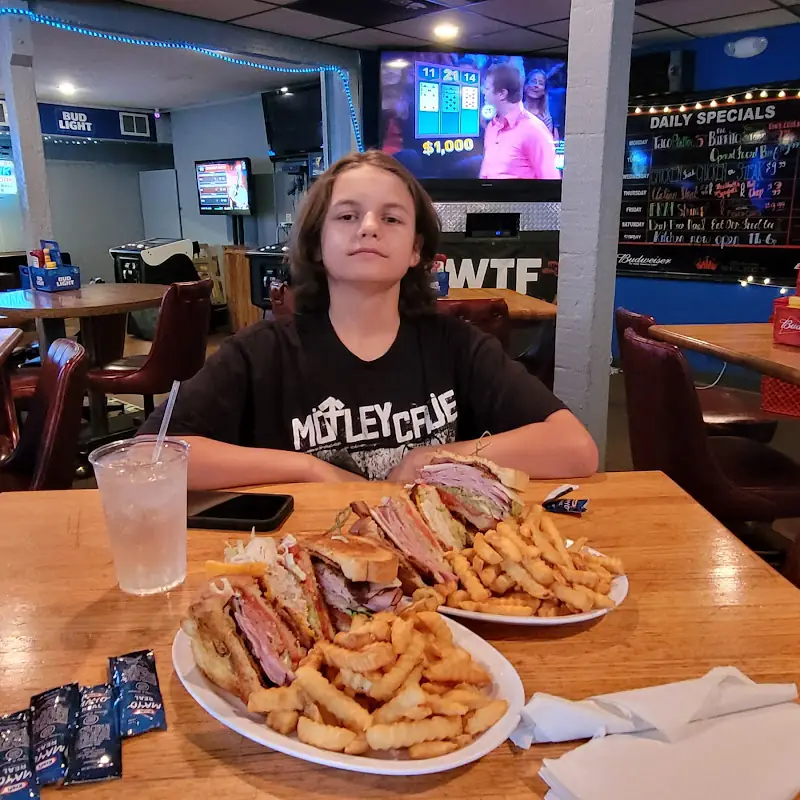 Johnnie's West