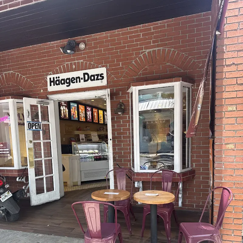 Häagen-Dazs Duval St
