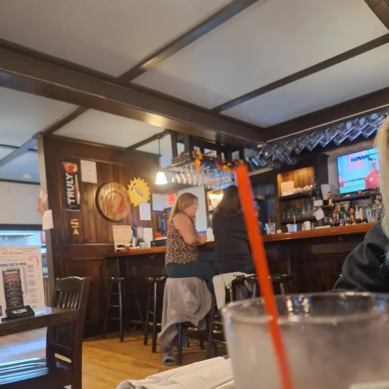 Hot Hill Tavern