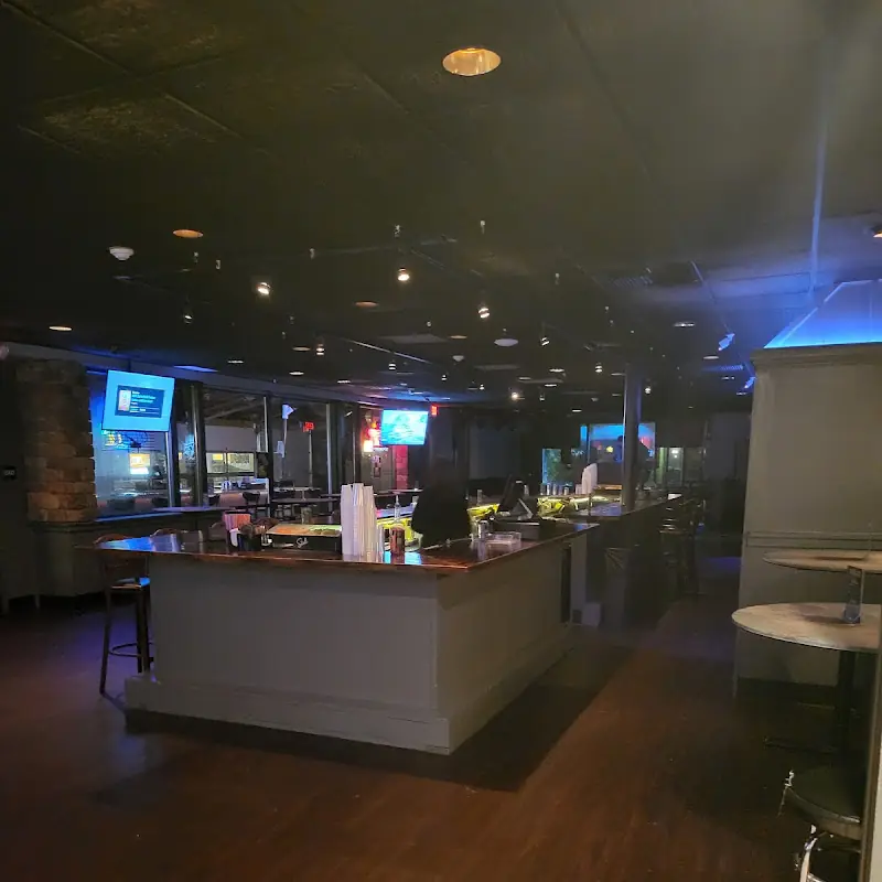 Ripped Rabbit Bar & Grill