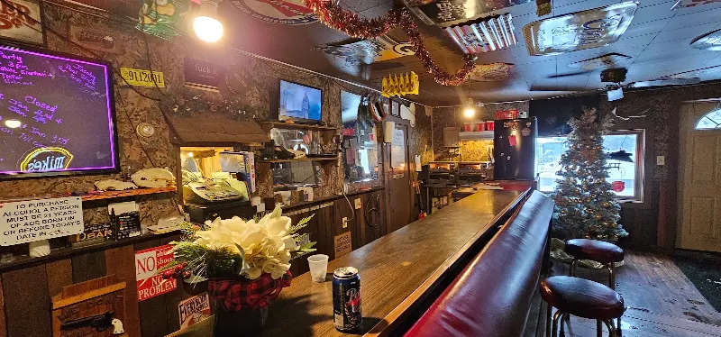 Clarence & Mary Ann / Old Finley Bar