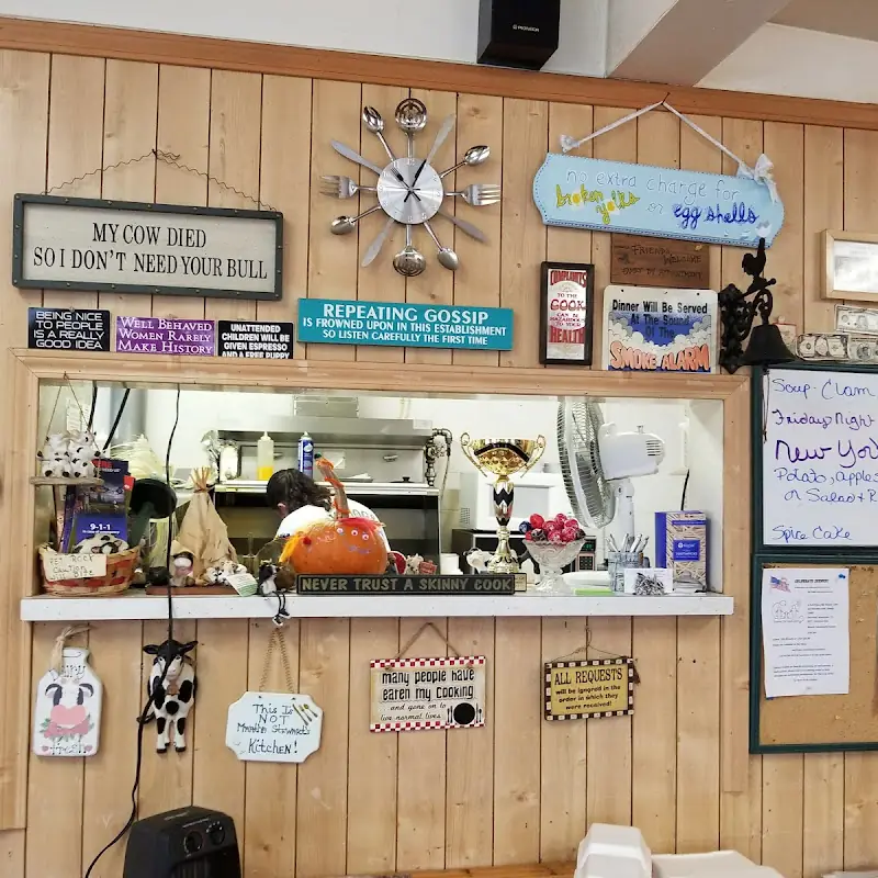 Molly B's Diner