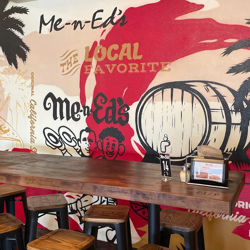 Me-n-Ed's Pizzeria and Crafthouse