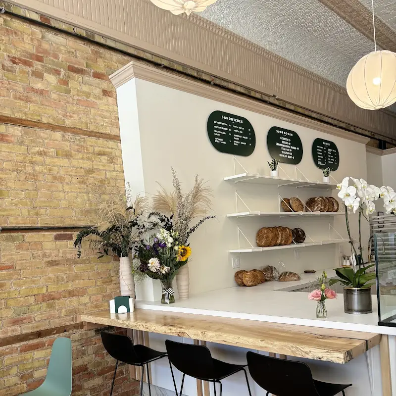 Voyageurs Bakehouse - De Pere