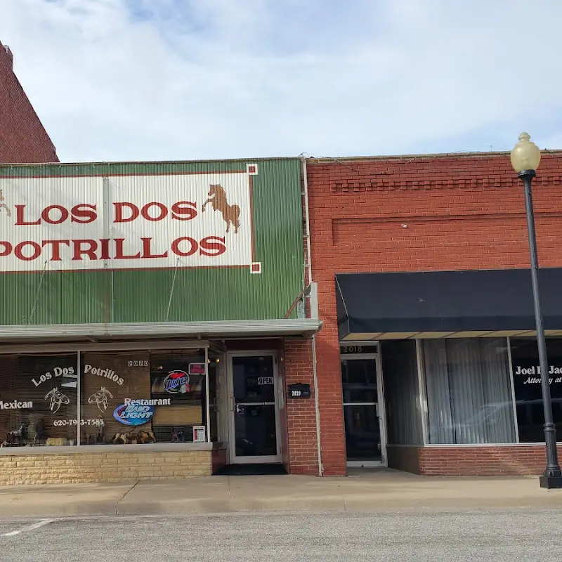 Los Dos Potrillos