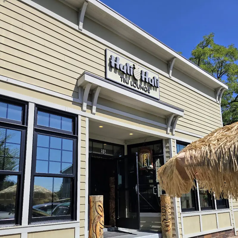 Huli Huli Tiki Lounge -Powell