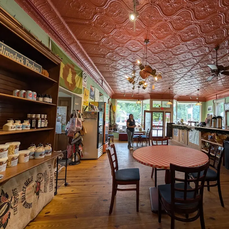 Izzy's Market & Deli