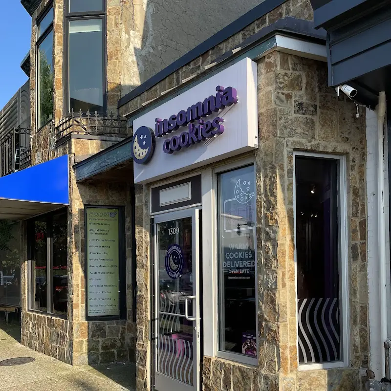 Insomnia Cookies
