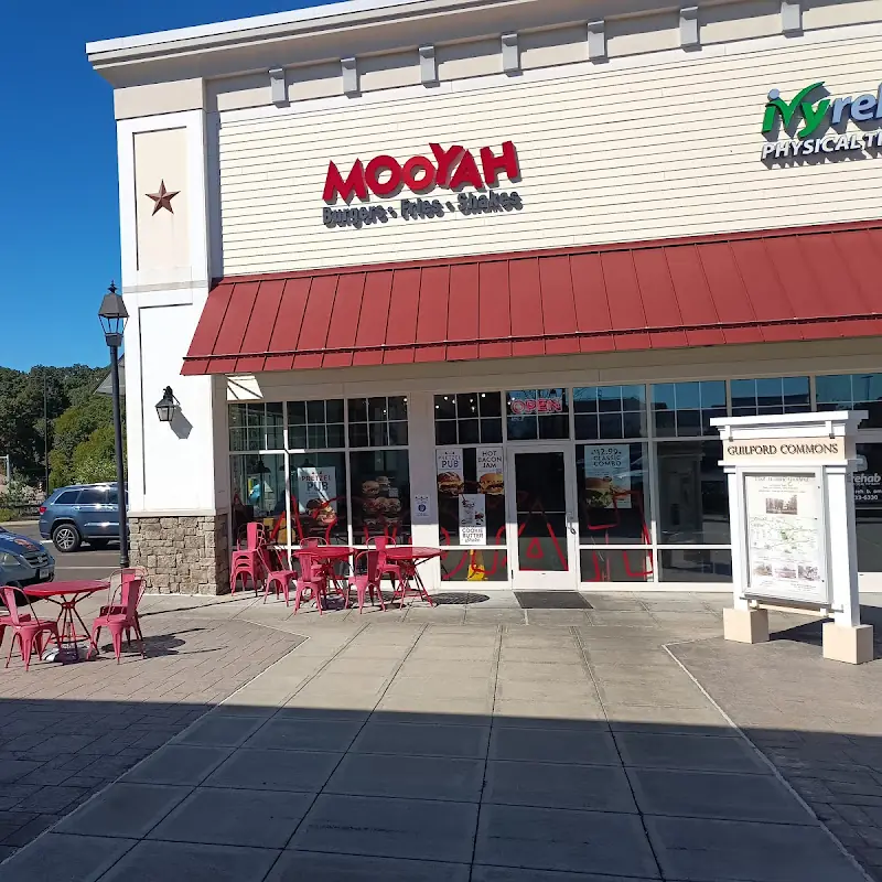 MOOYAH Burgers, Fries & Shakes