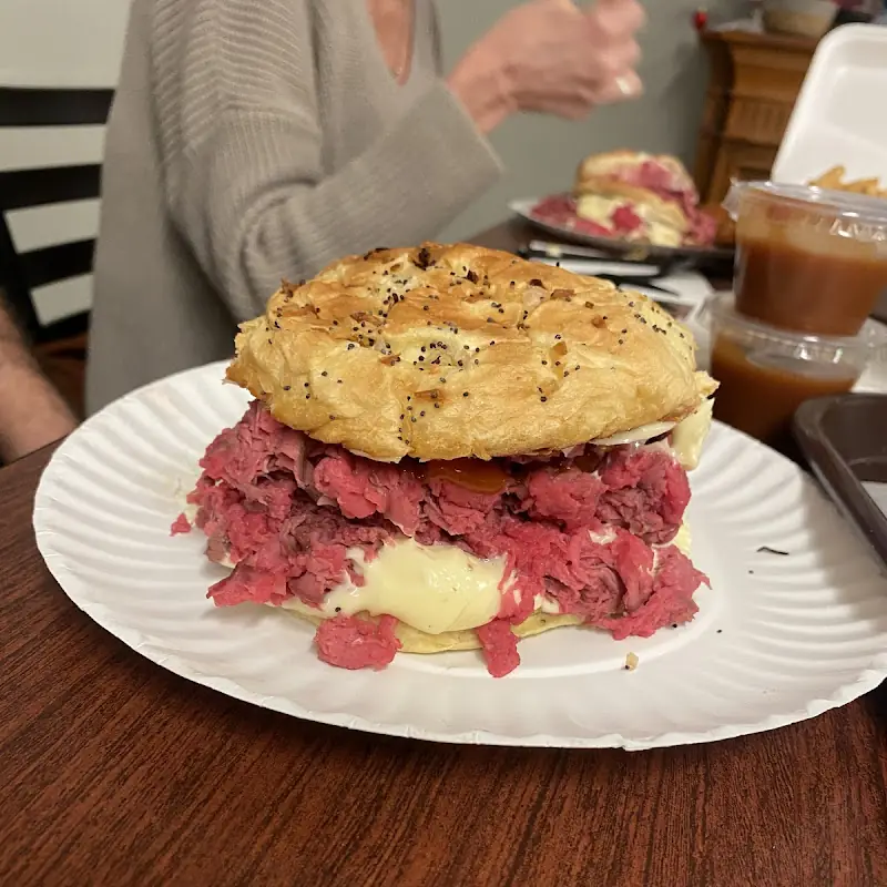 Niko's pizza and roast beef