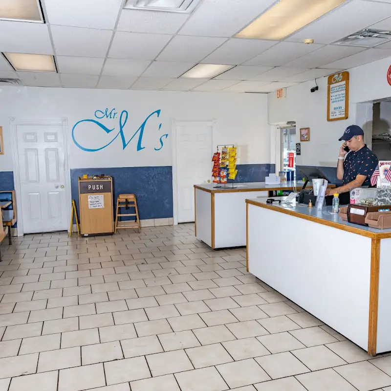 Mr. M's Pizza & Grinders
