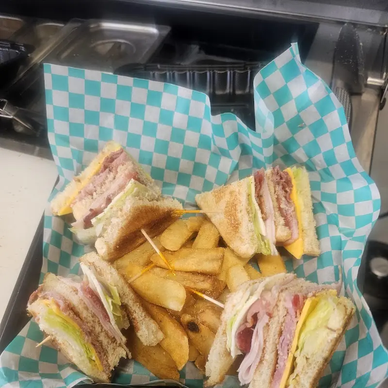 Destin To Grill & Chill