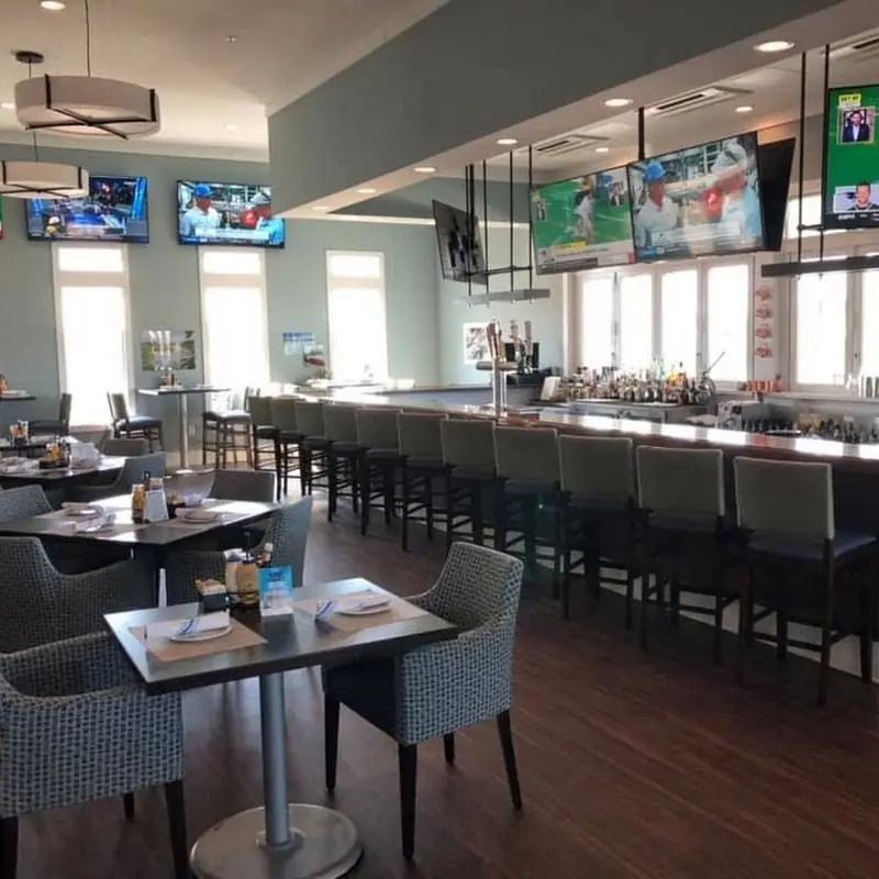 The Landing Bar and Grille