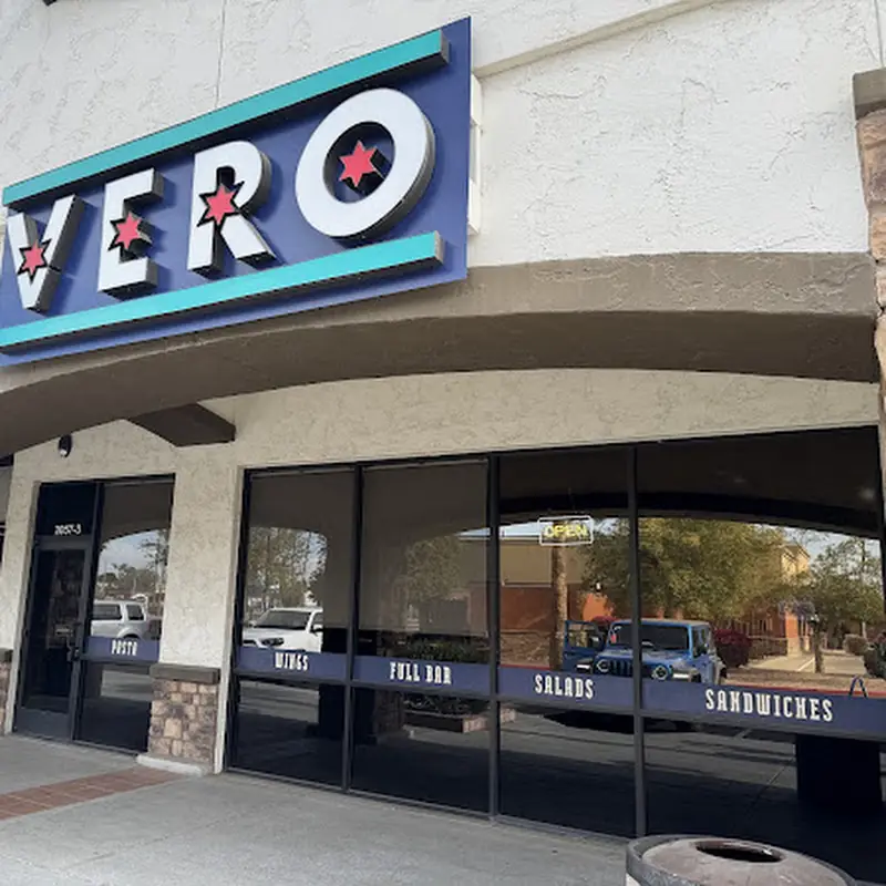 Vero Chicago Pizza