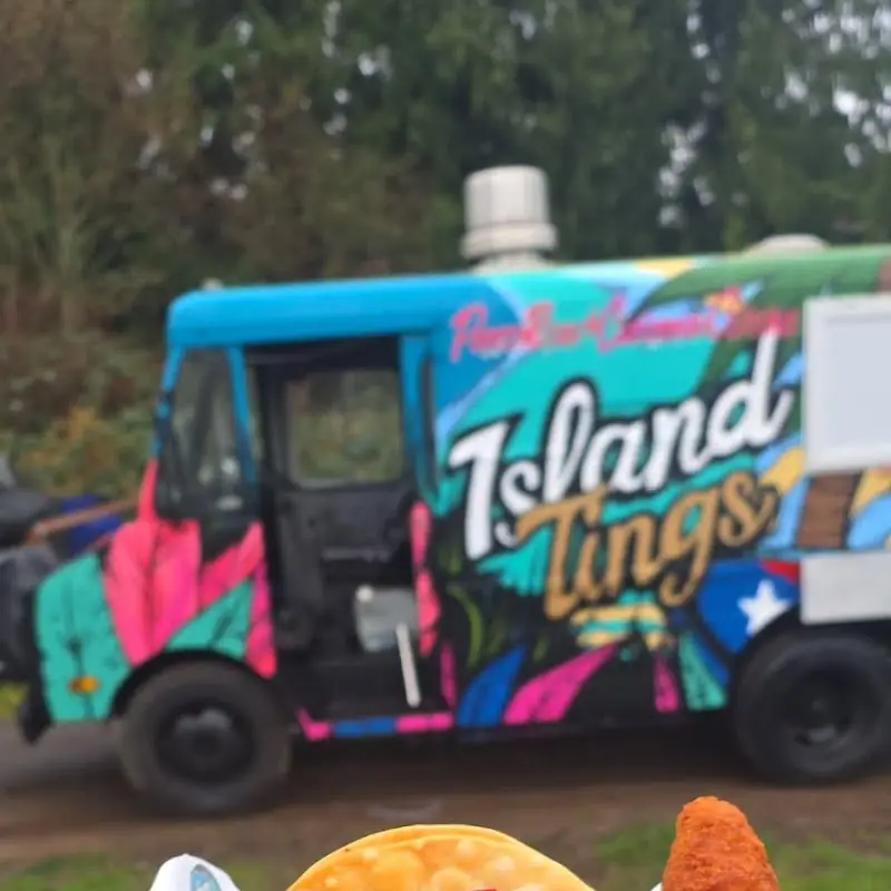 Island Tings Pdx (Call ahead/llama primero)
