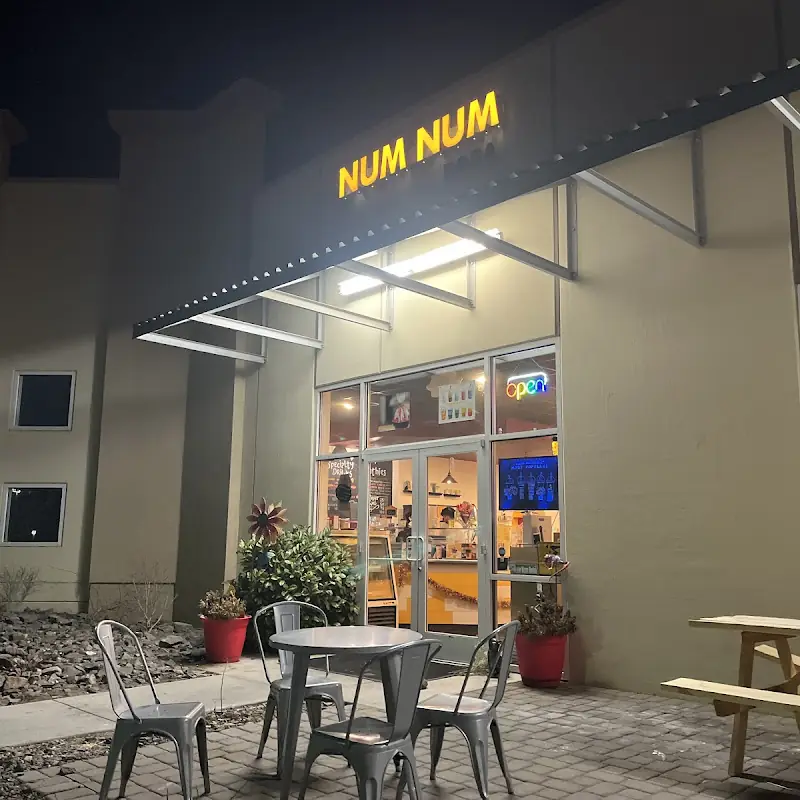 NUM NUM BOBA