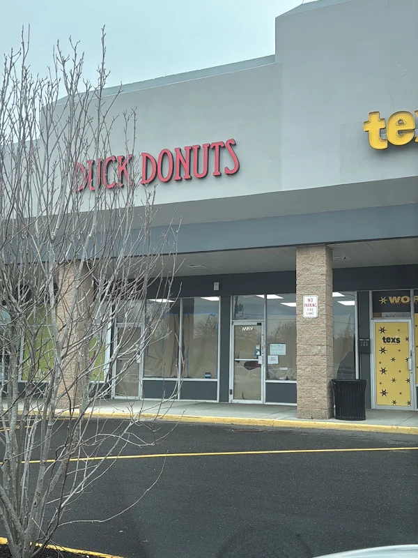 Duck Donuts