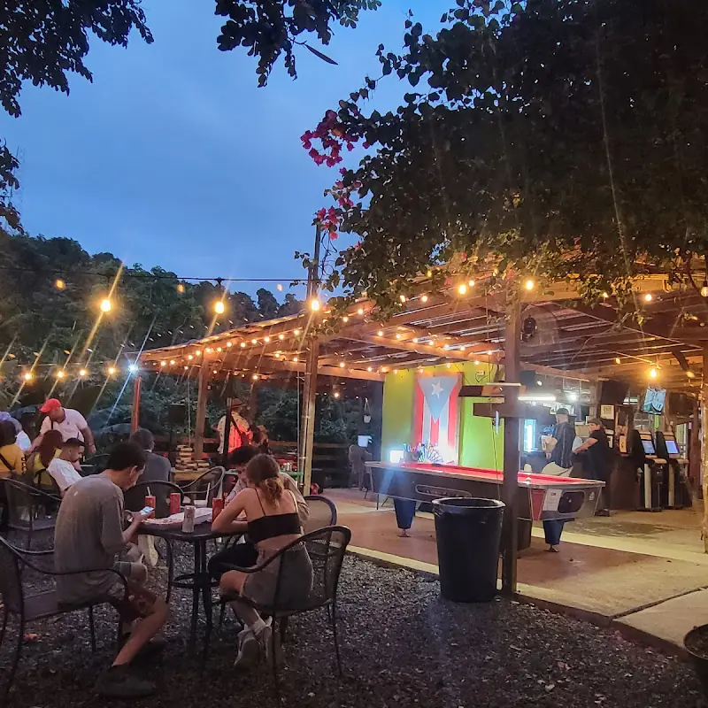 The Lemon Bar & Grill / Anita's