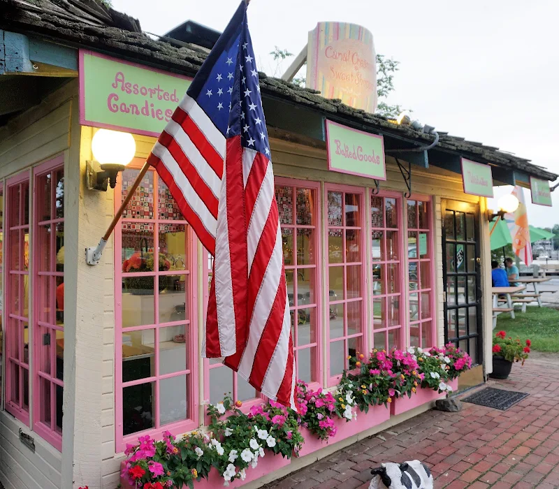 Canal Creamery and Sweet Shoppe