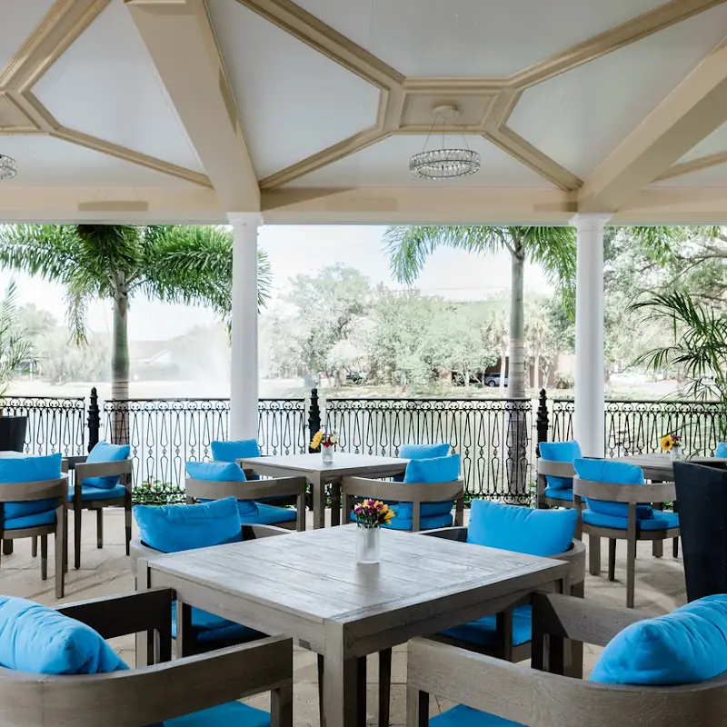 Katch Bistro | The Karol Hotel