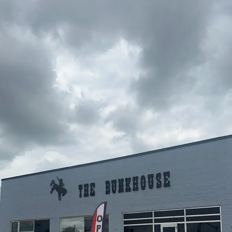 Bunkhouse Restaurant & Lounge