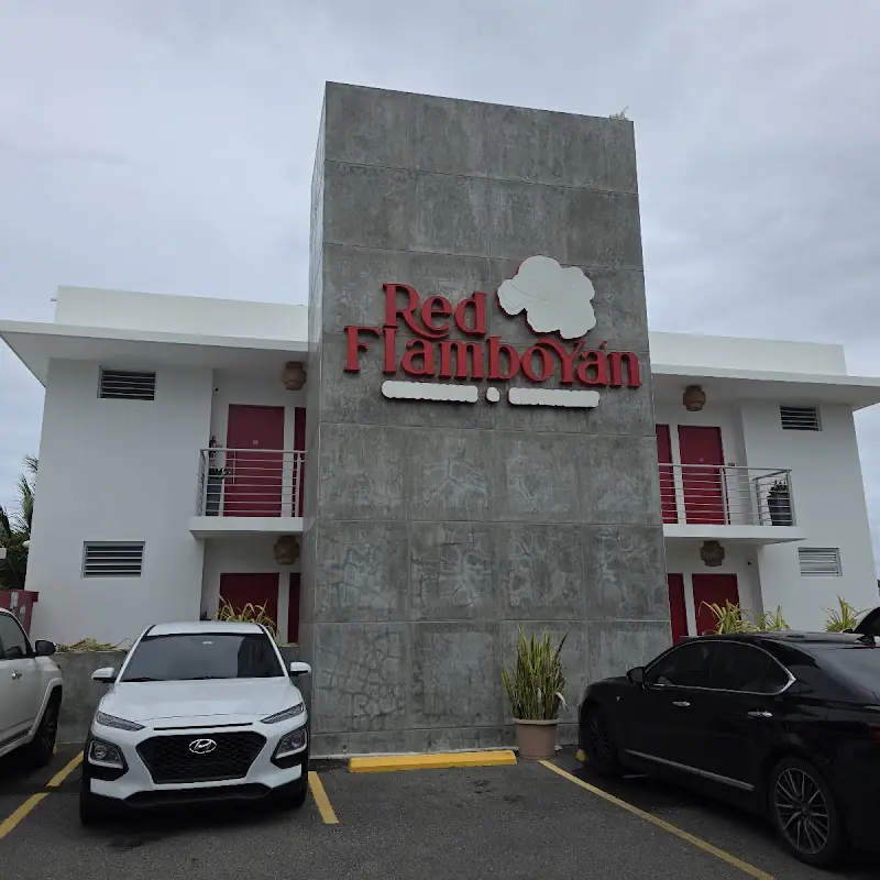 Red Flamboyán Guesthouse and Restaurant