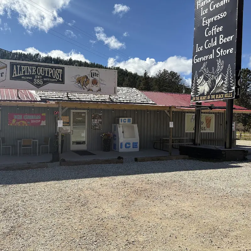Alpine Outpost 385