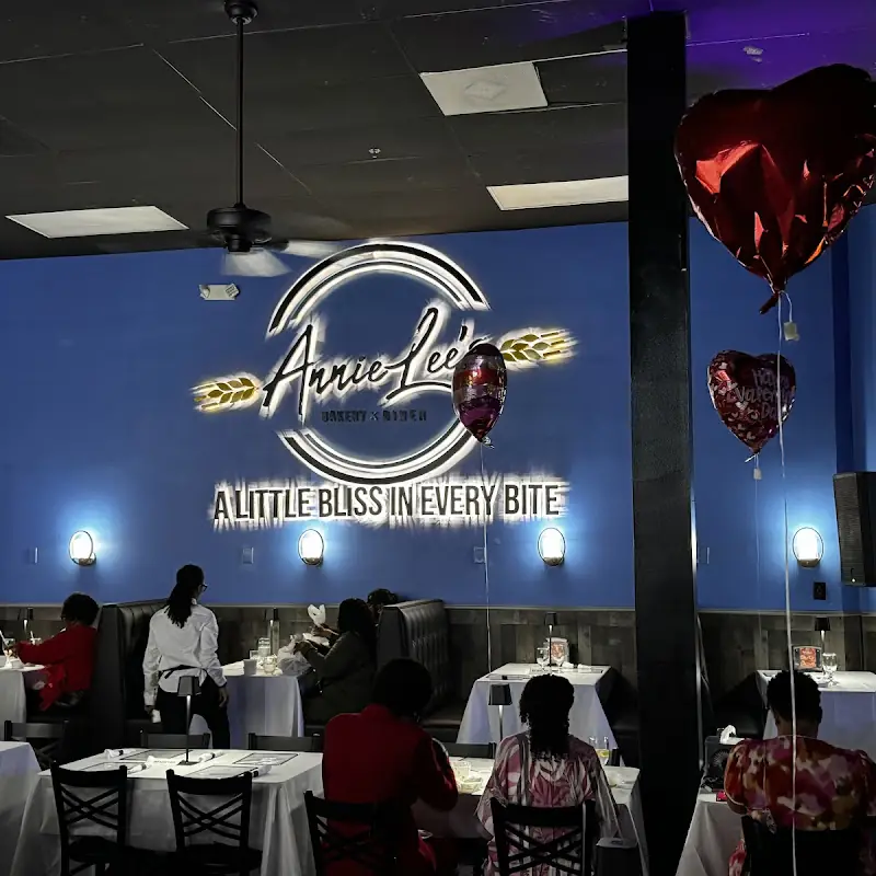 Annie Lee's Bakery & Diner