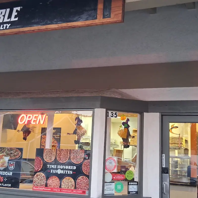 Round Table Pizza