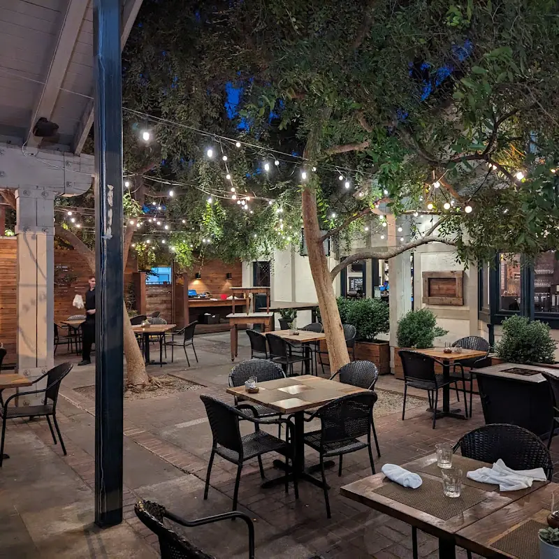 Fabian's Italian Bistro & Bar