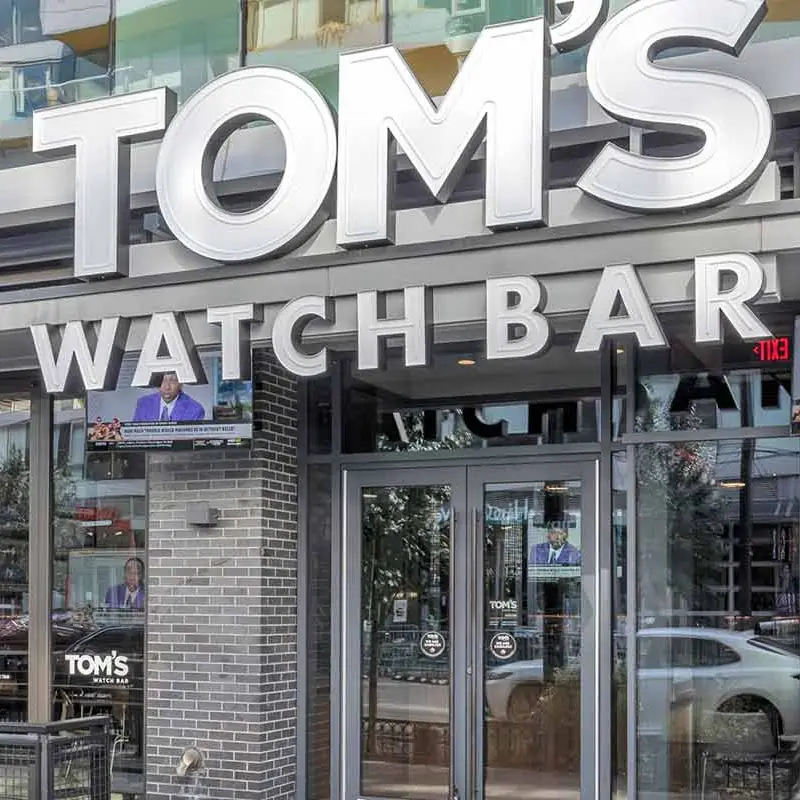 Tom's Watch Bar - Navy Yard