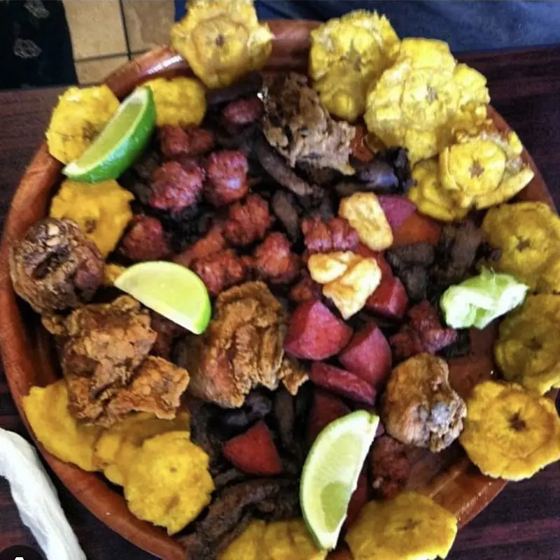 Chicharrón y más