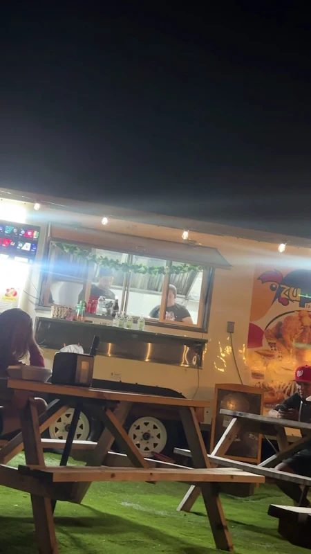 2 Piece Fried Chicken (drumstick and thigh)