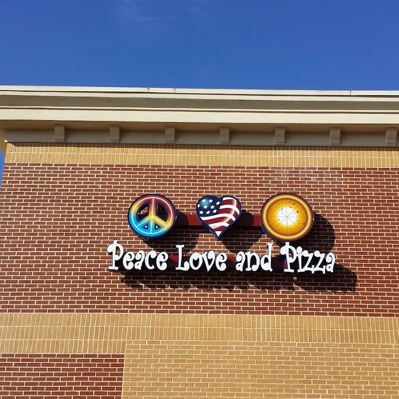 Peace Love and Pizza - Woodstock