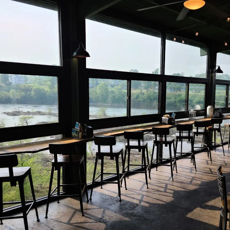Coaches Corner Sports Bar & Grill