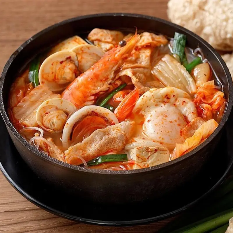 Kimchi & Ramen Express Train