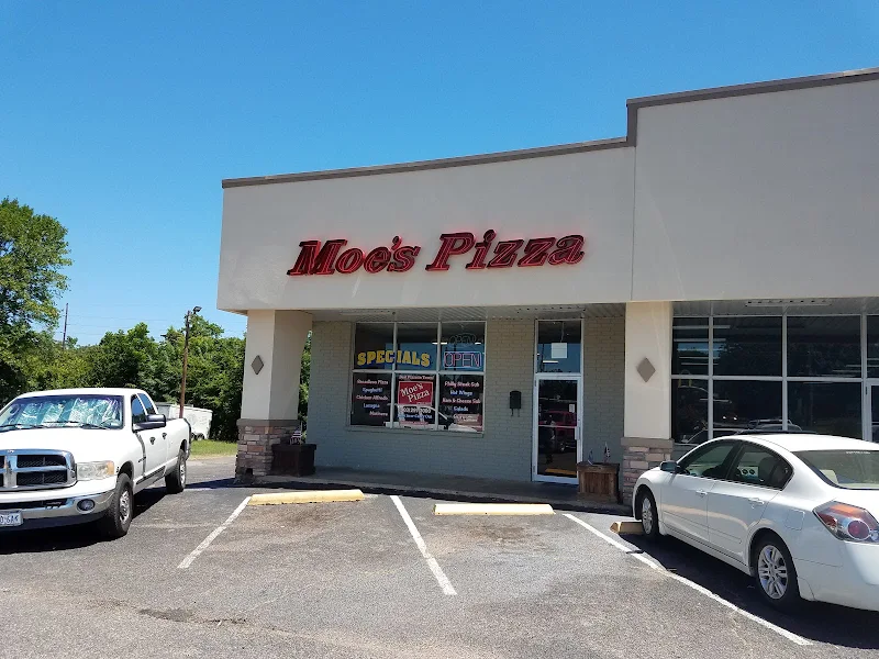 Moe's Pizza