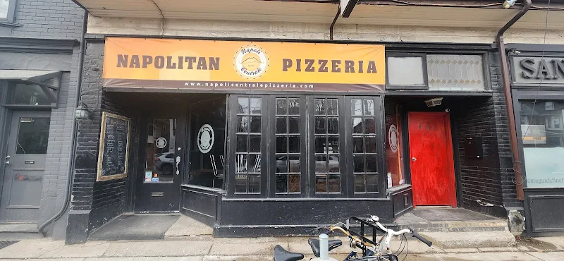 Napoli Centrale Pizzeria