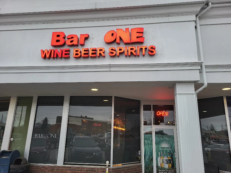 Bar One, HTS Lounge
